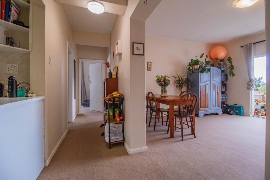 2 Bedroom Property for Sale in Vredehoek Western Cape